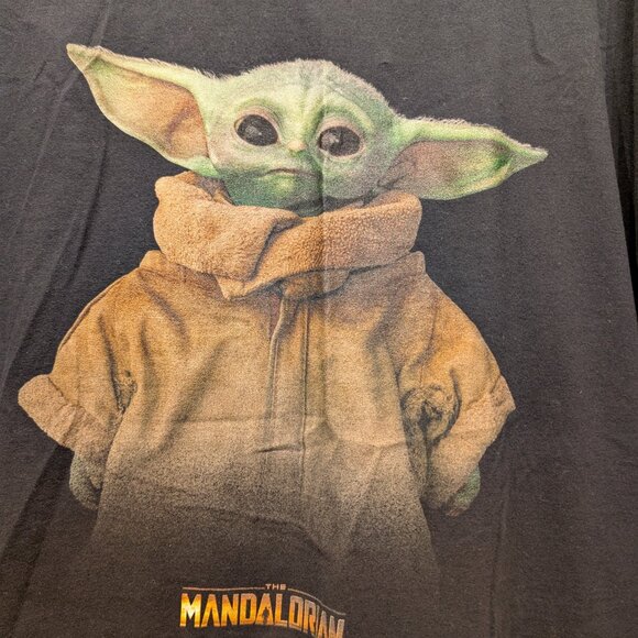 Men's Star Wars The Mandalorian The Child Jacket T-Shirt Size 3XL - Picture 3 of 8